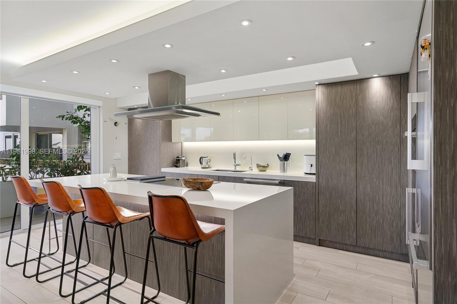 KEY BISCAYNES COMMODORE C - Residential Lease