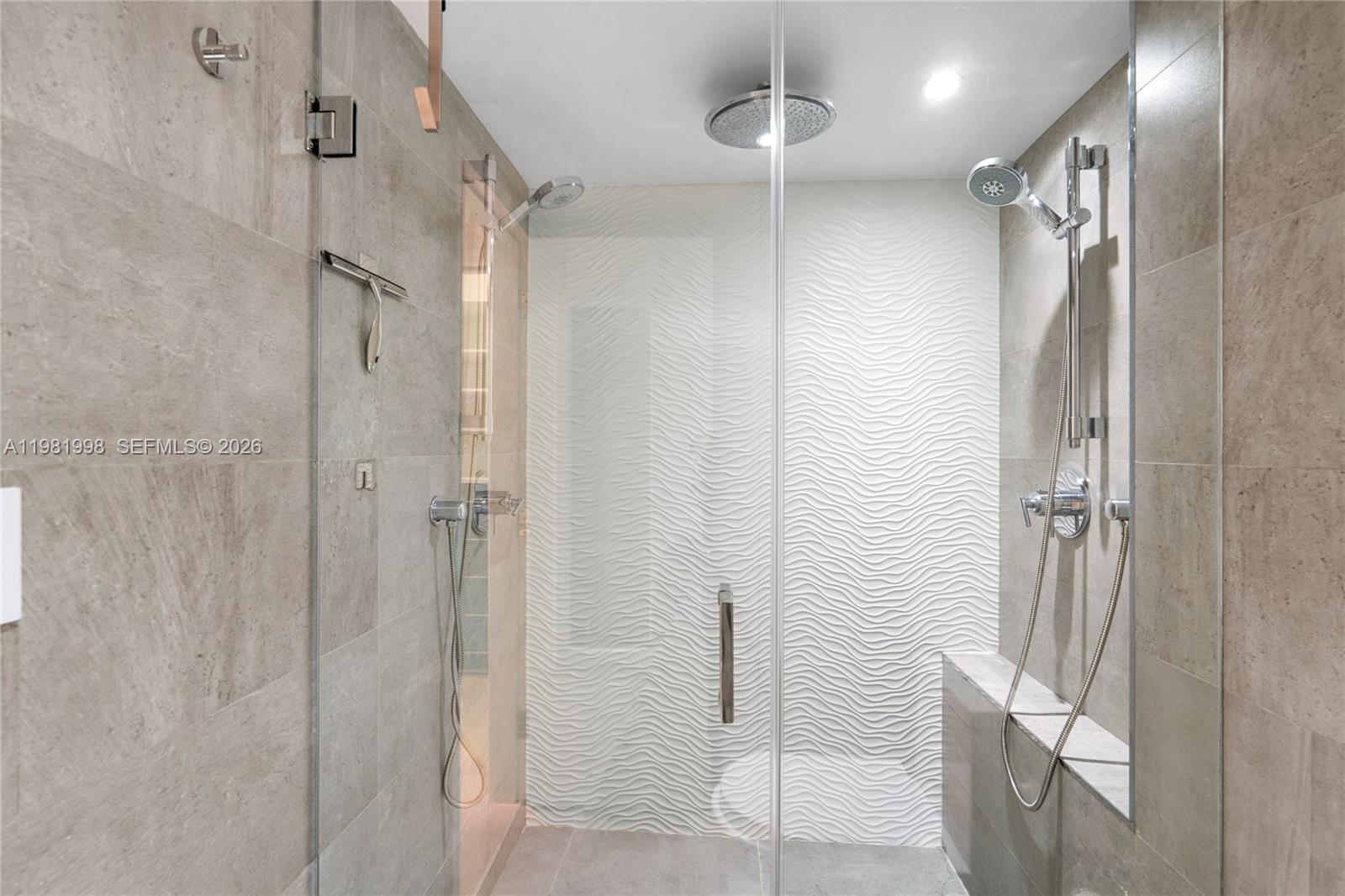 KEY BISCAYNES COMMODORE C - Residential Lease