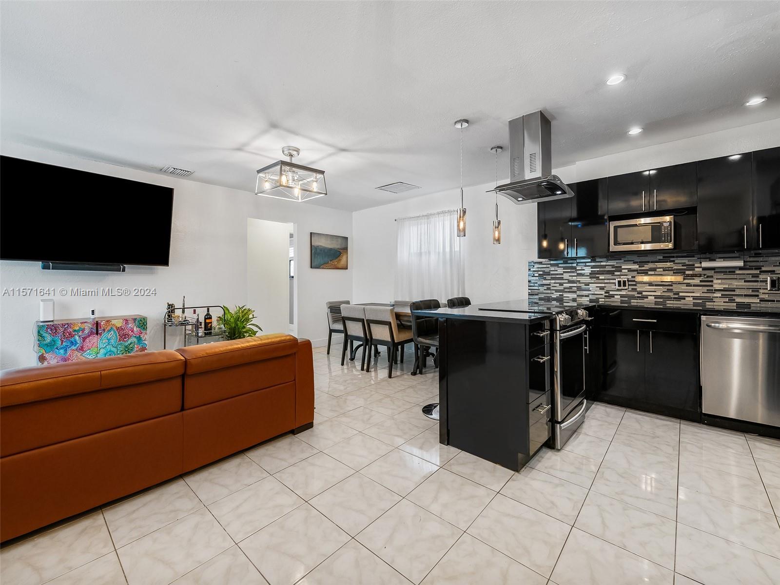 CROSSINGS OF BOYNTON BEACH - Residential