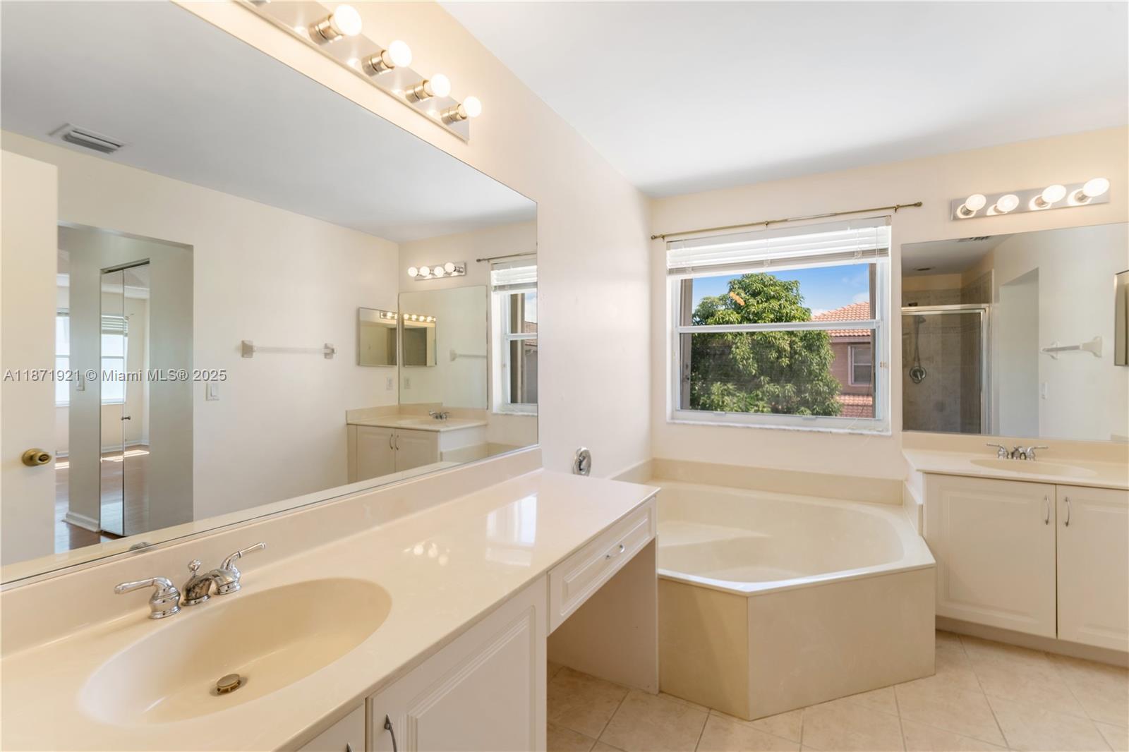 SILVER SHORES (PARCELS A - Residential