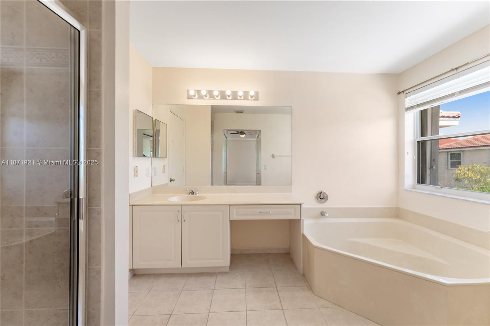 SILVER SHORES (PARCELS A - Residential