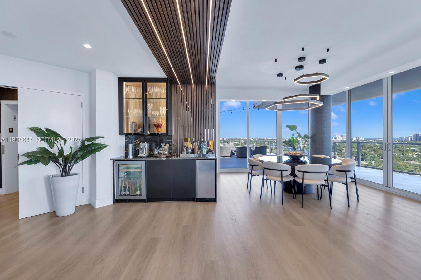 RIVA CONDOMINIUM - Residential