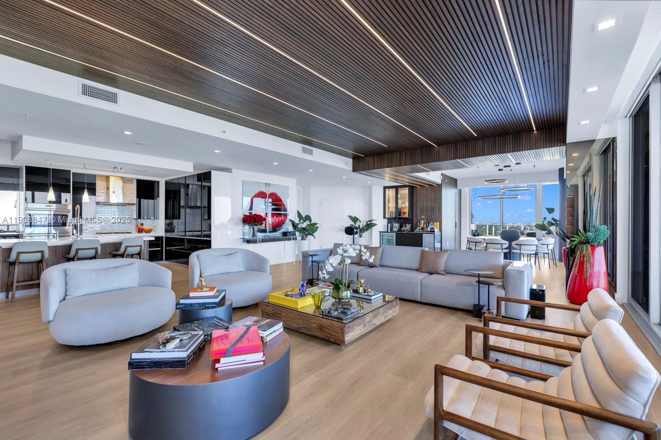 RIVA CONDOMINIUM - Residential