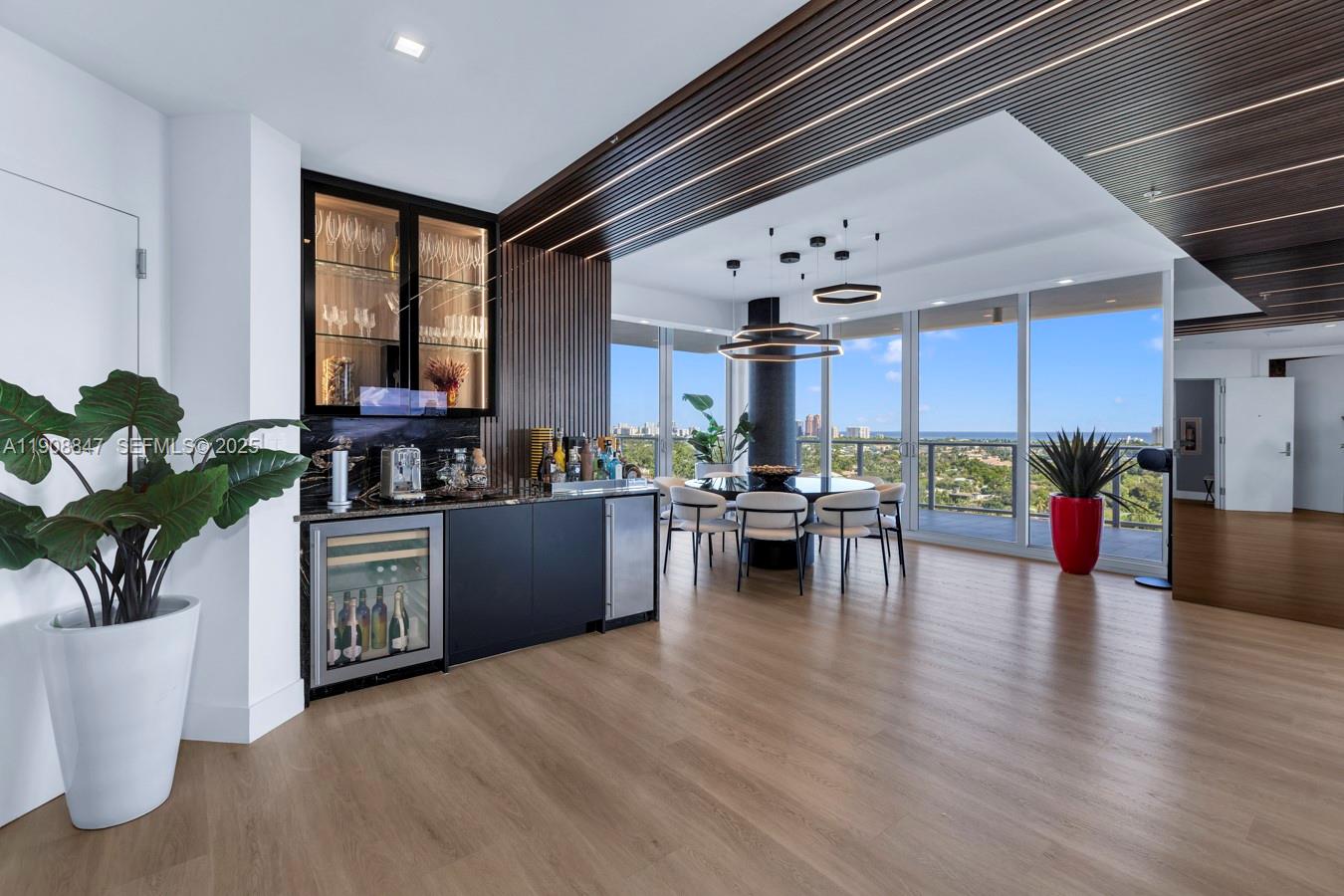 RIVA CONDOMINIUM - Residential