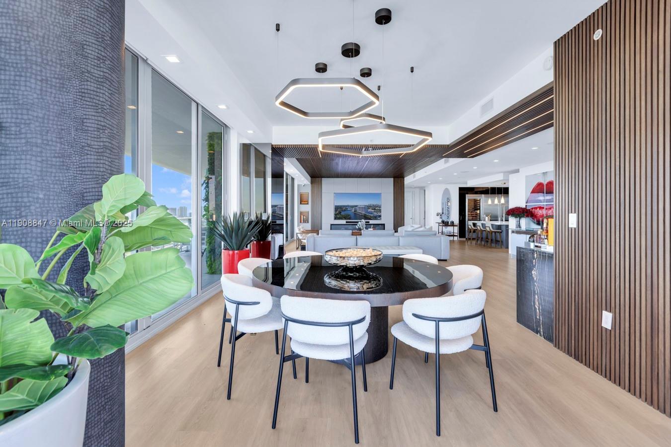 RIVA CONDOMINIUM - Residential