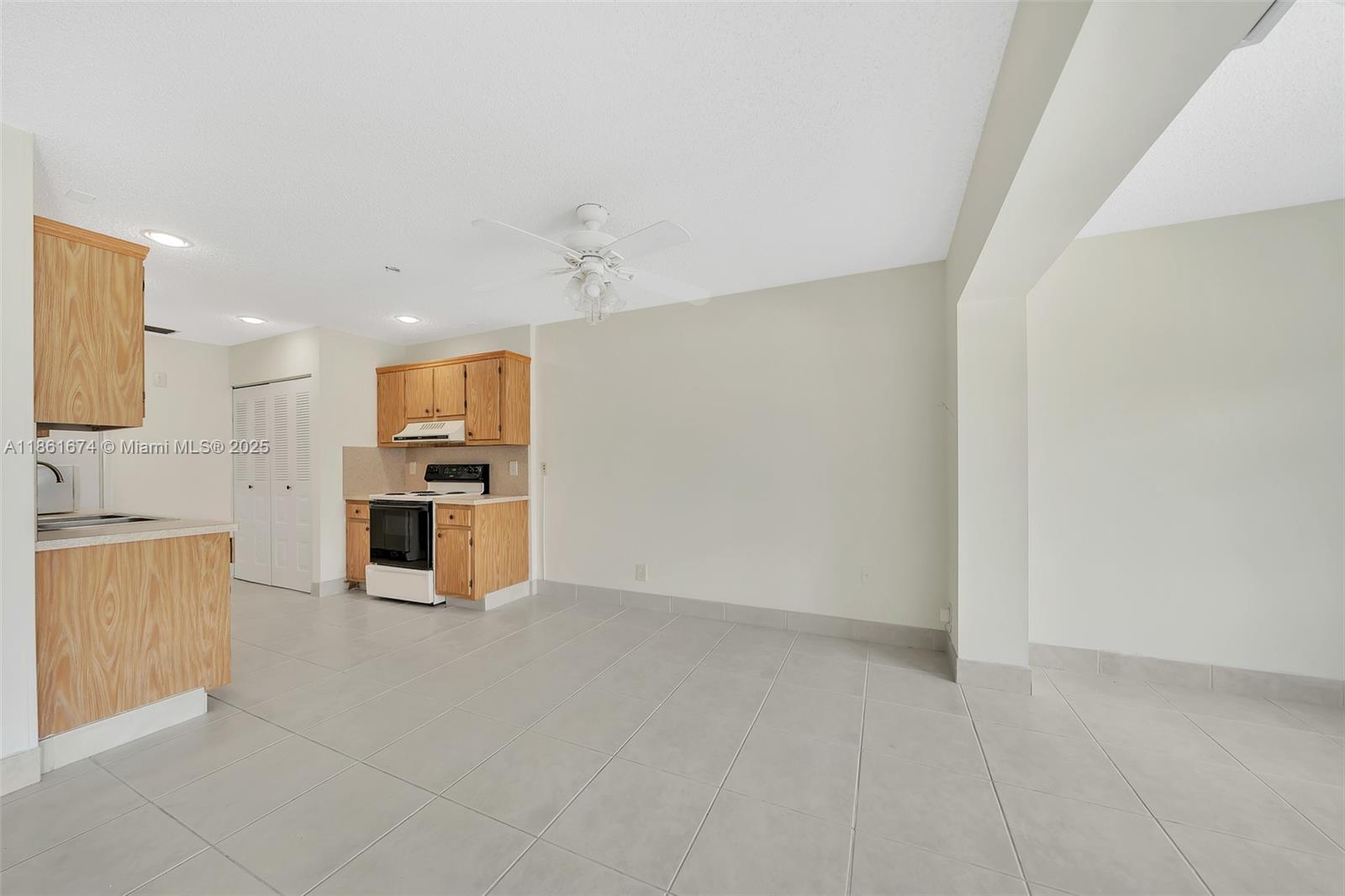 CYPRESS LAKES 3-A - Residential