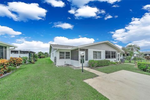 Photo of 3319 Americo Dr, West Palm Beach, FL 33417 (MLS # A11861674) Photo of 3319 Americo Dr, West Palm Beach, FL 33417 (MLS # A11861674)