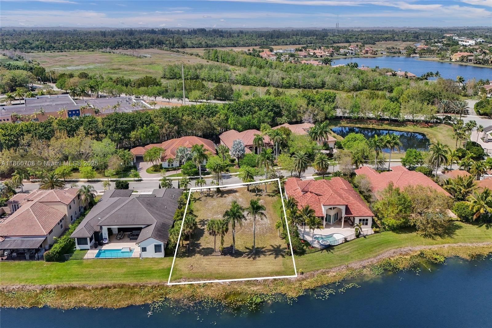 ESTATES OF SWAN LAKE - Land