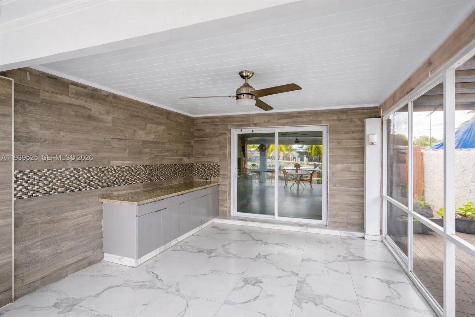 WESTWOOD LAKE 3RD ADDN - Residential