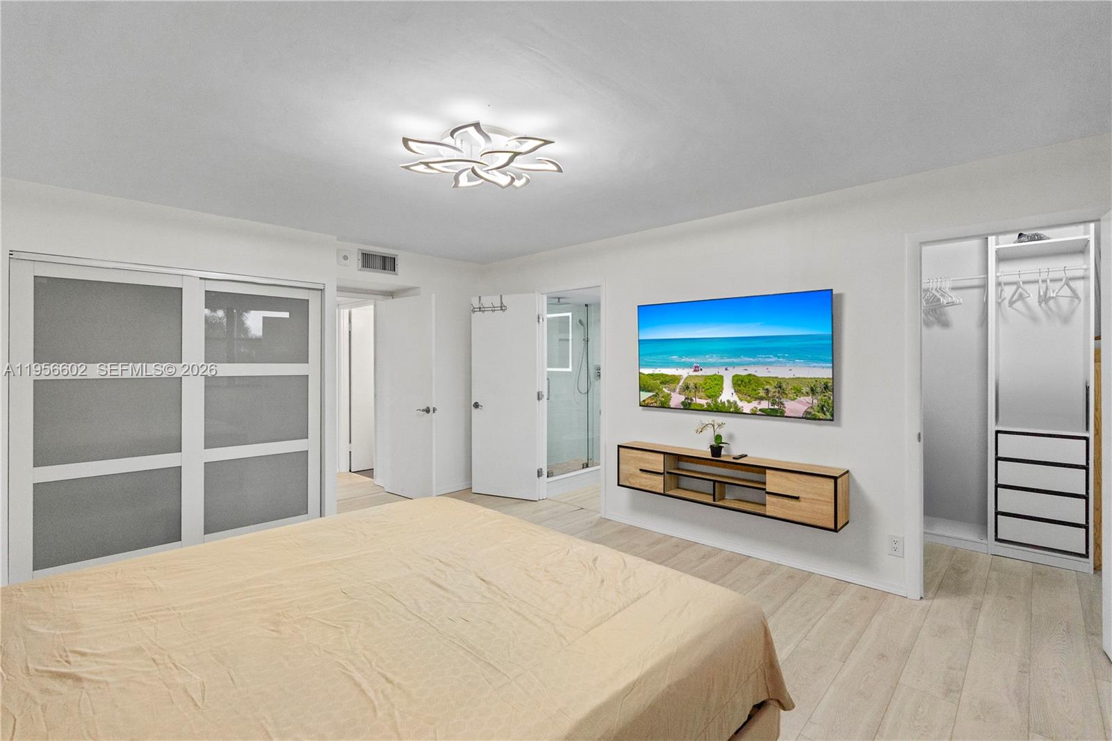 SOUTHVIEW AT AVENTURA CON - Residential