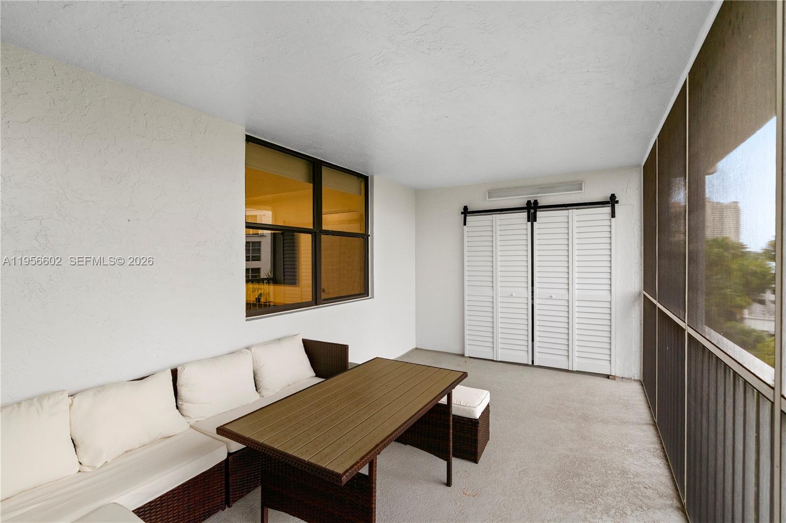 SOUTHVIEW AT AVENTURA CON - Residential