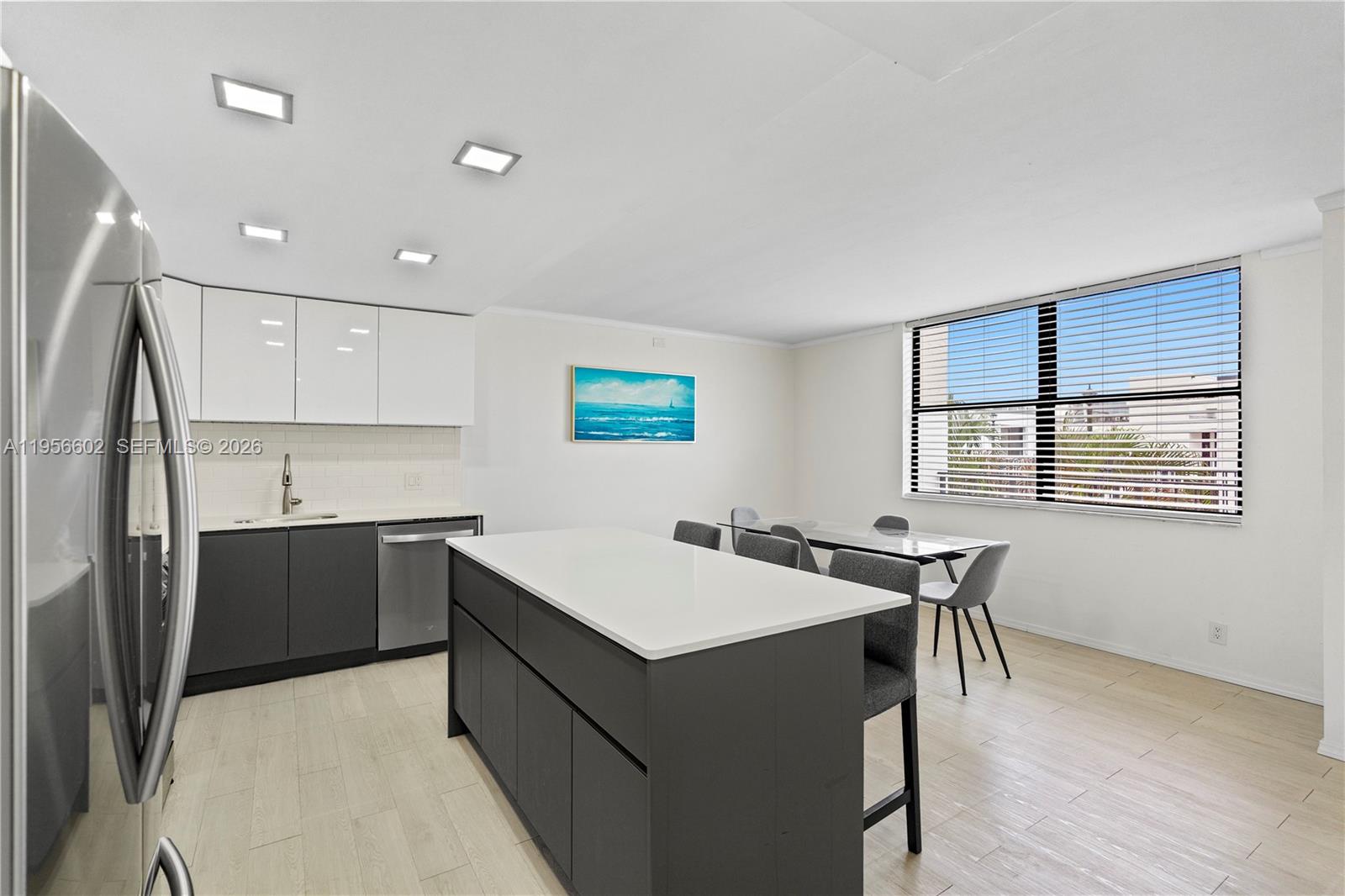 SOUTHVIEW AT AVENTURA CON - Residential