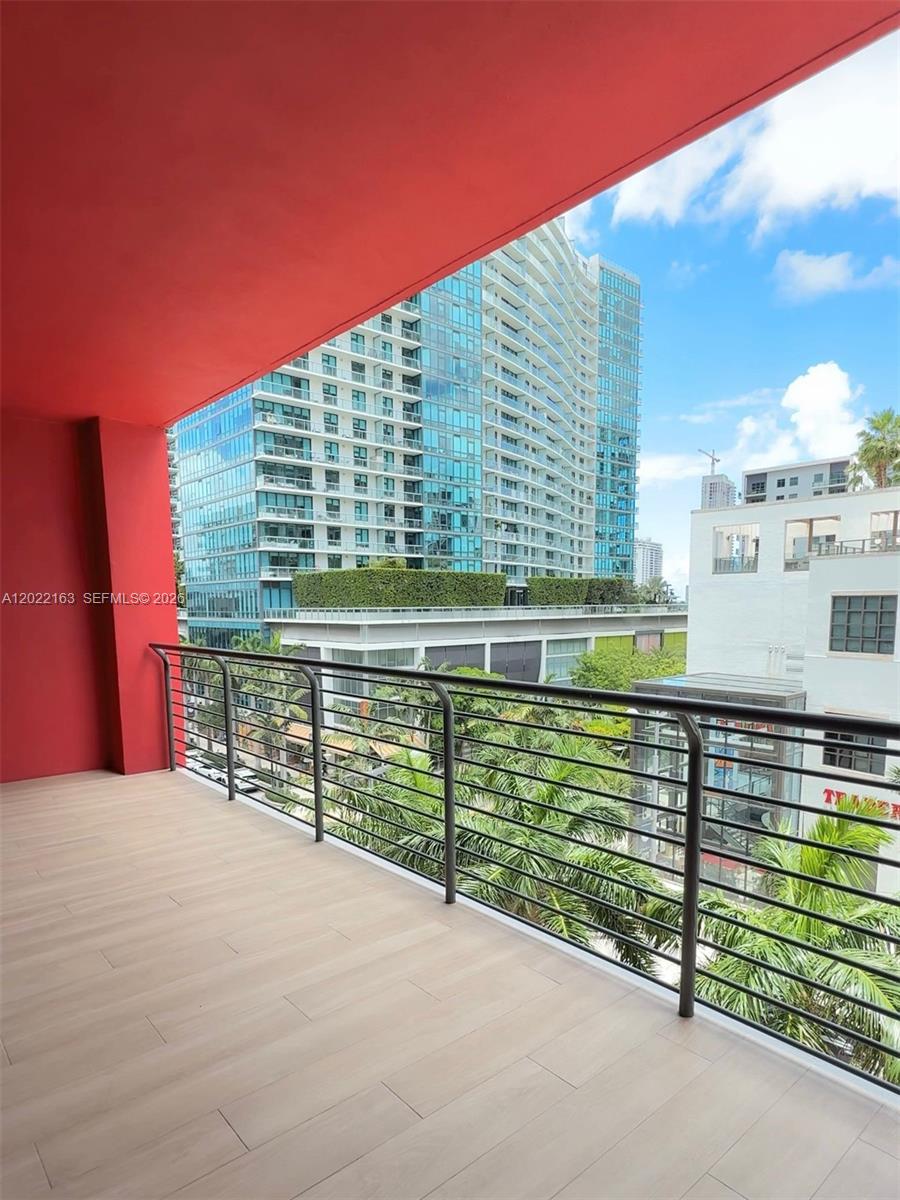 90 NE 32nd St 510