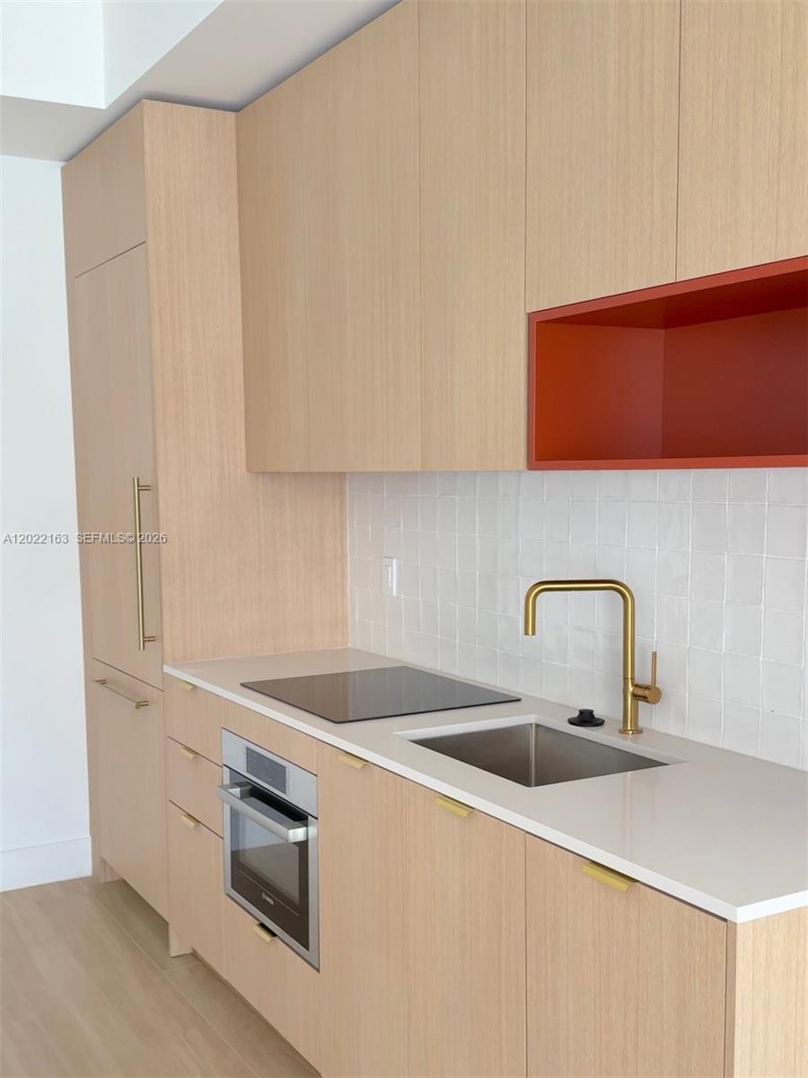 90 NE 32nd St 510