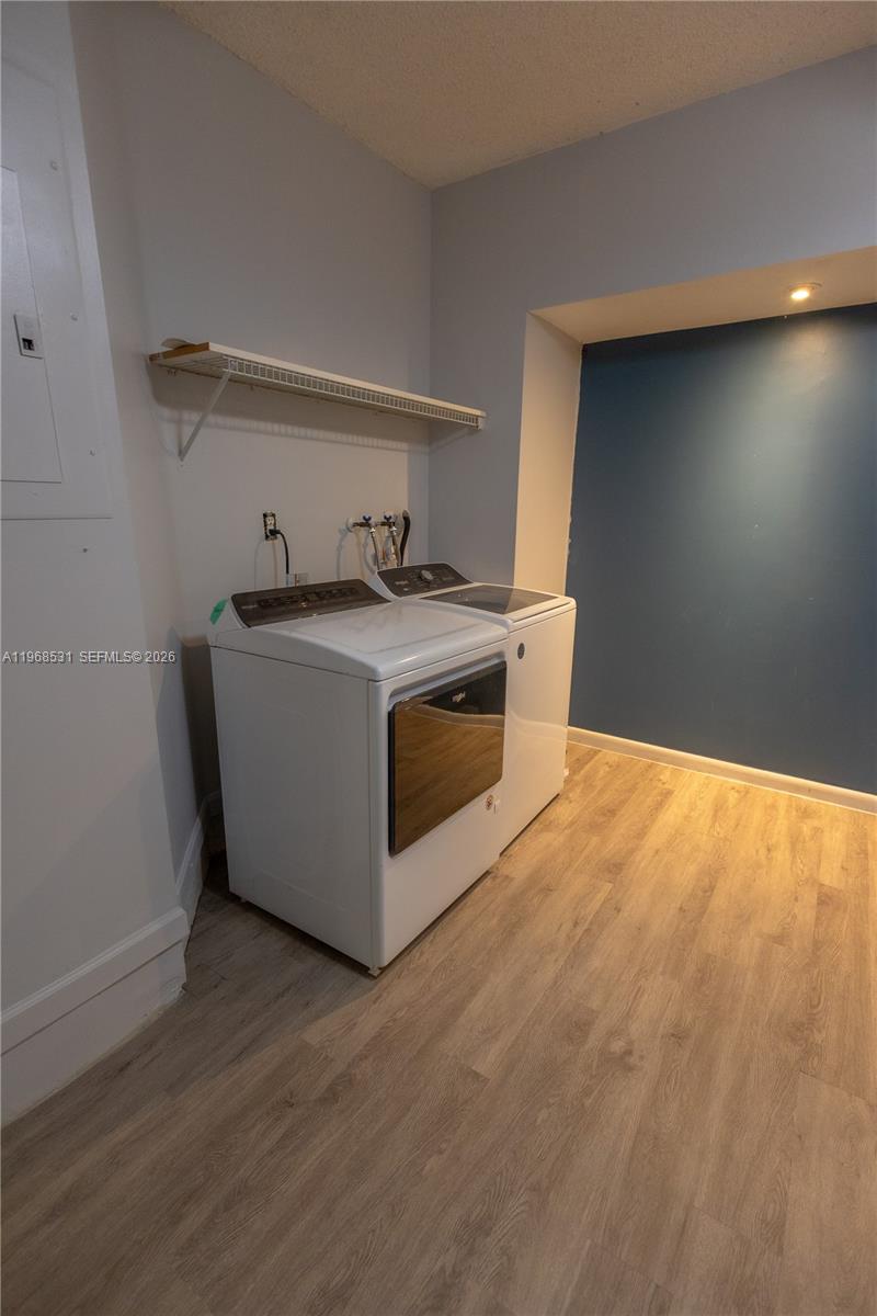 WEITZER SERENA LAKES WEST - Residential