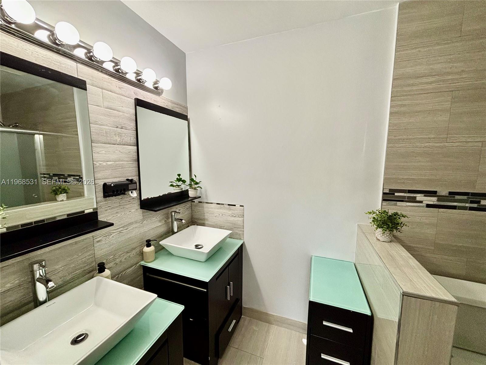 WEITZER SERENA LAKES WEST - Residential