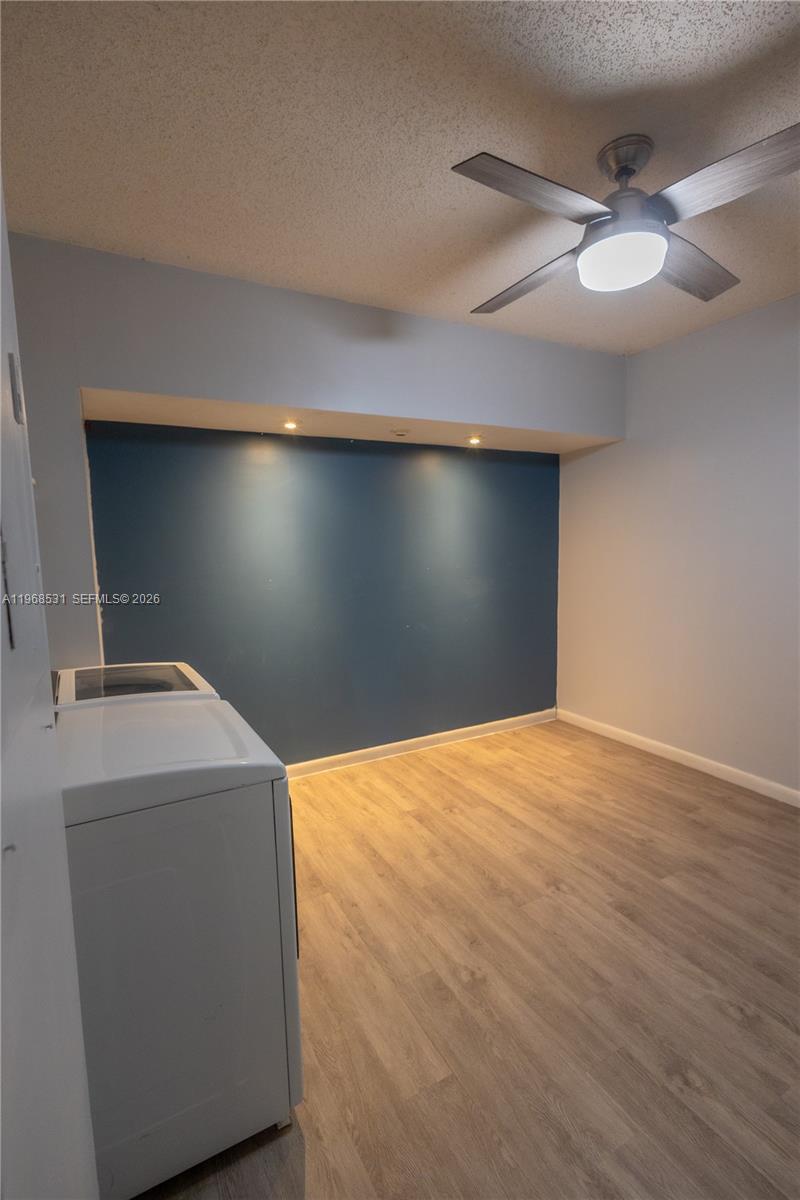 WEITZER SERENA LAKES WEST - Residential