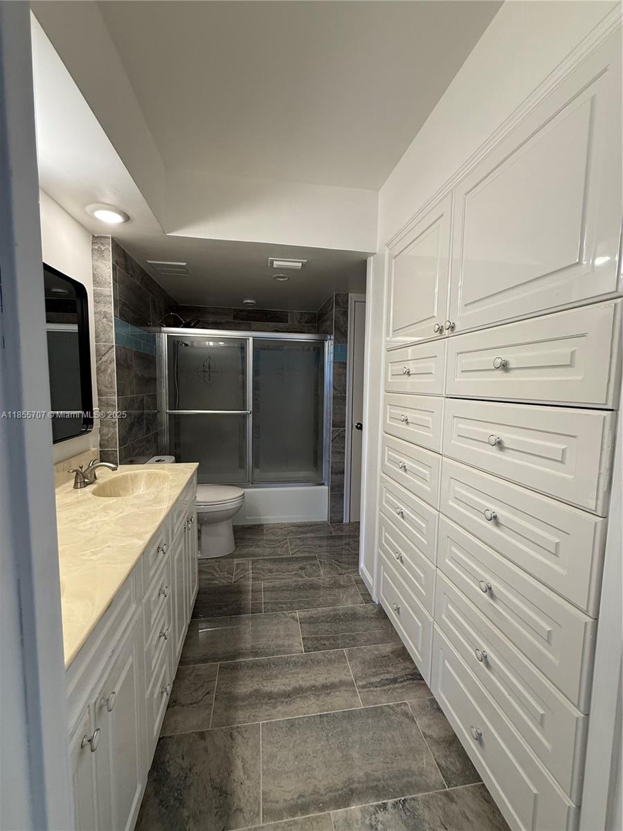Atlantis Sherbrooke Villa - Residential Lease