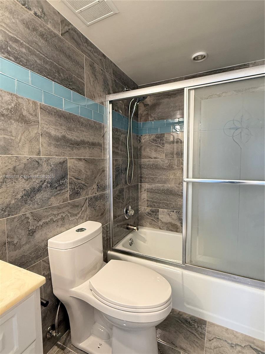 Atlantis Sherbrooke Villa - Residential Lease