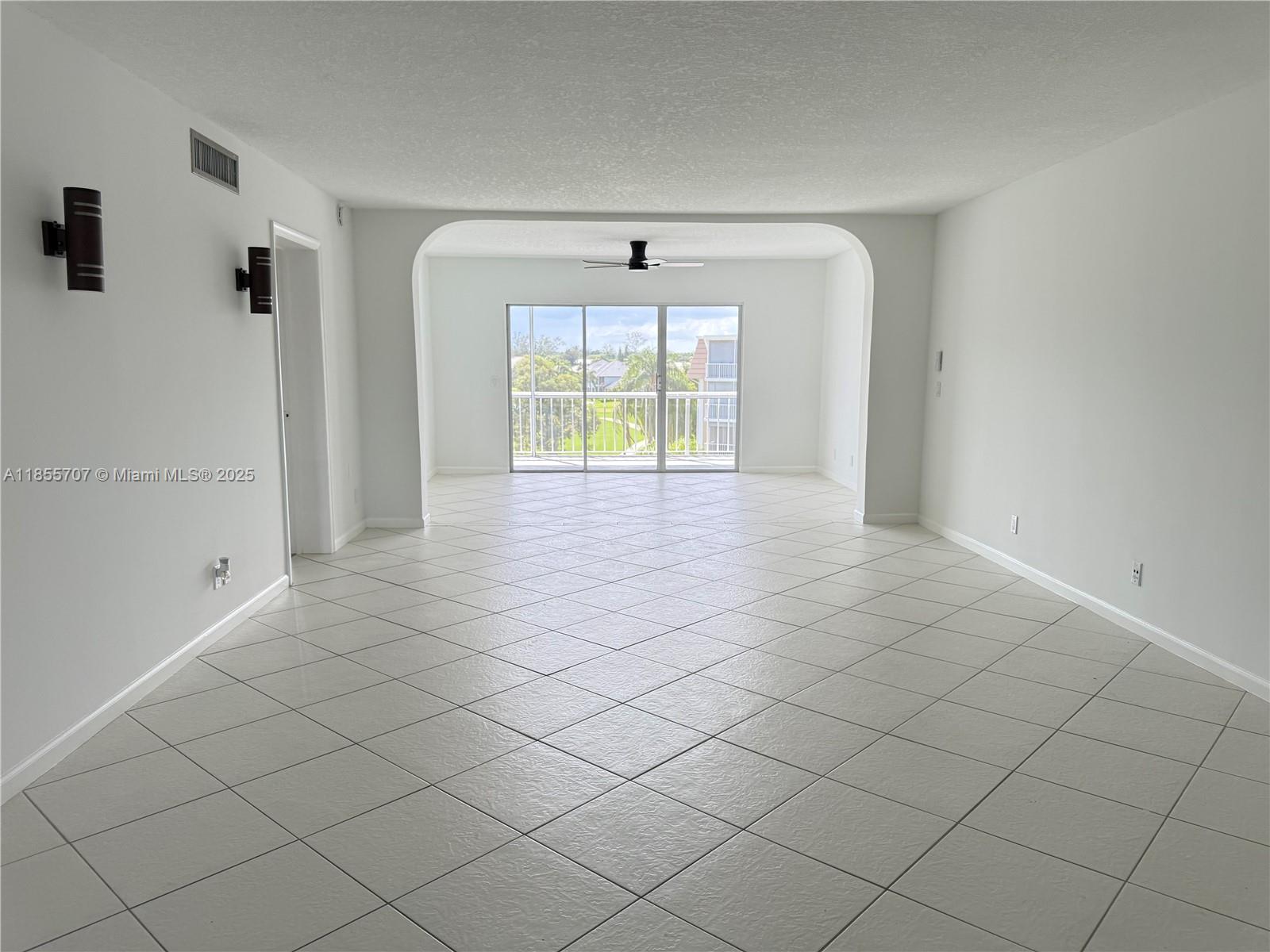 Atlantis Sherbrooke Villa - Residential Lease