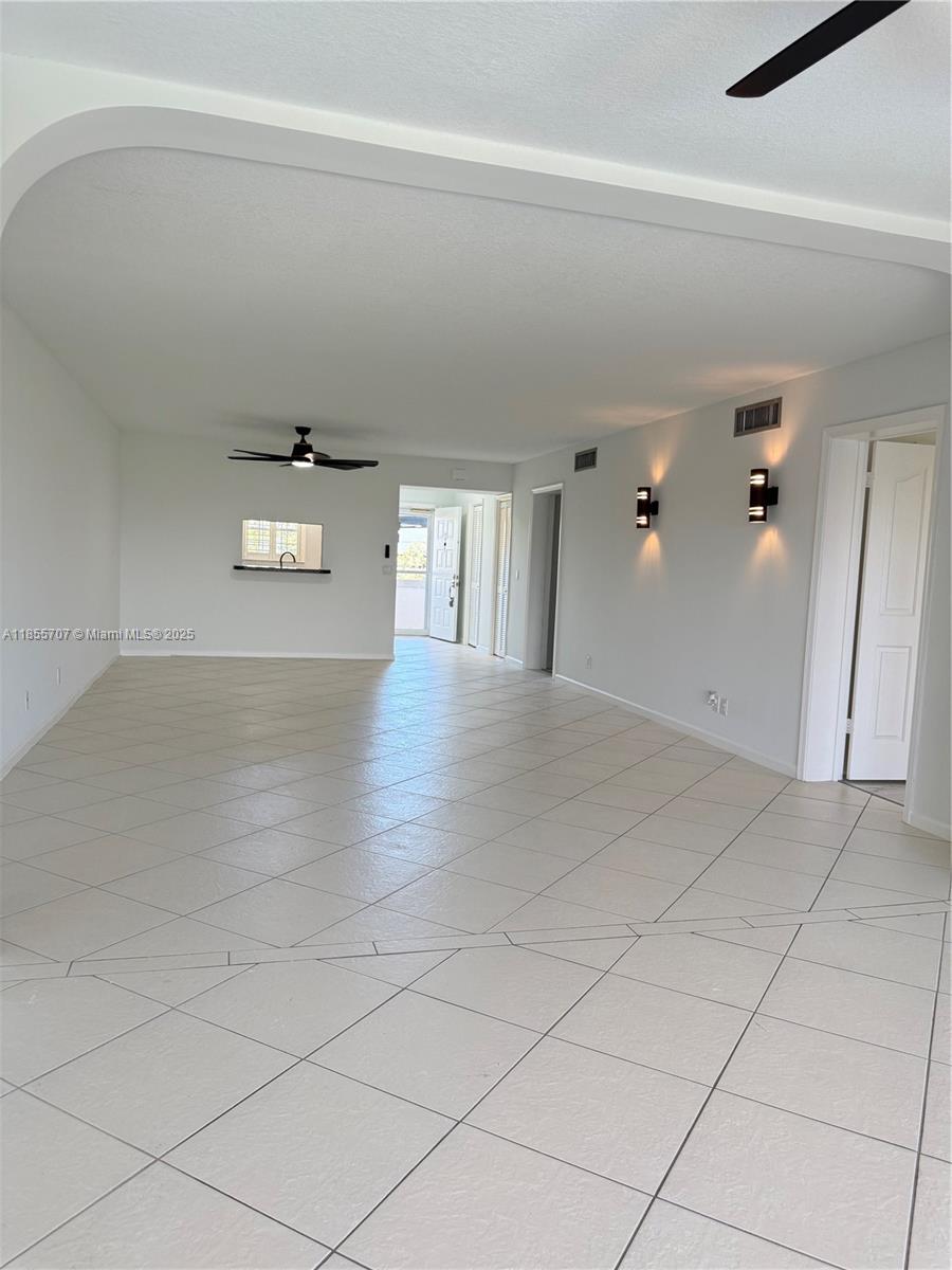 Atlantis Sherbrooke Villa - Residential Lease