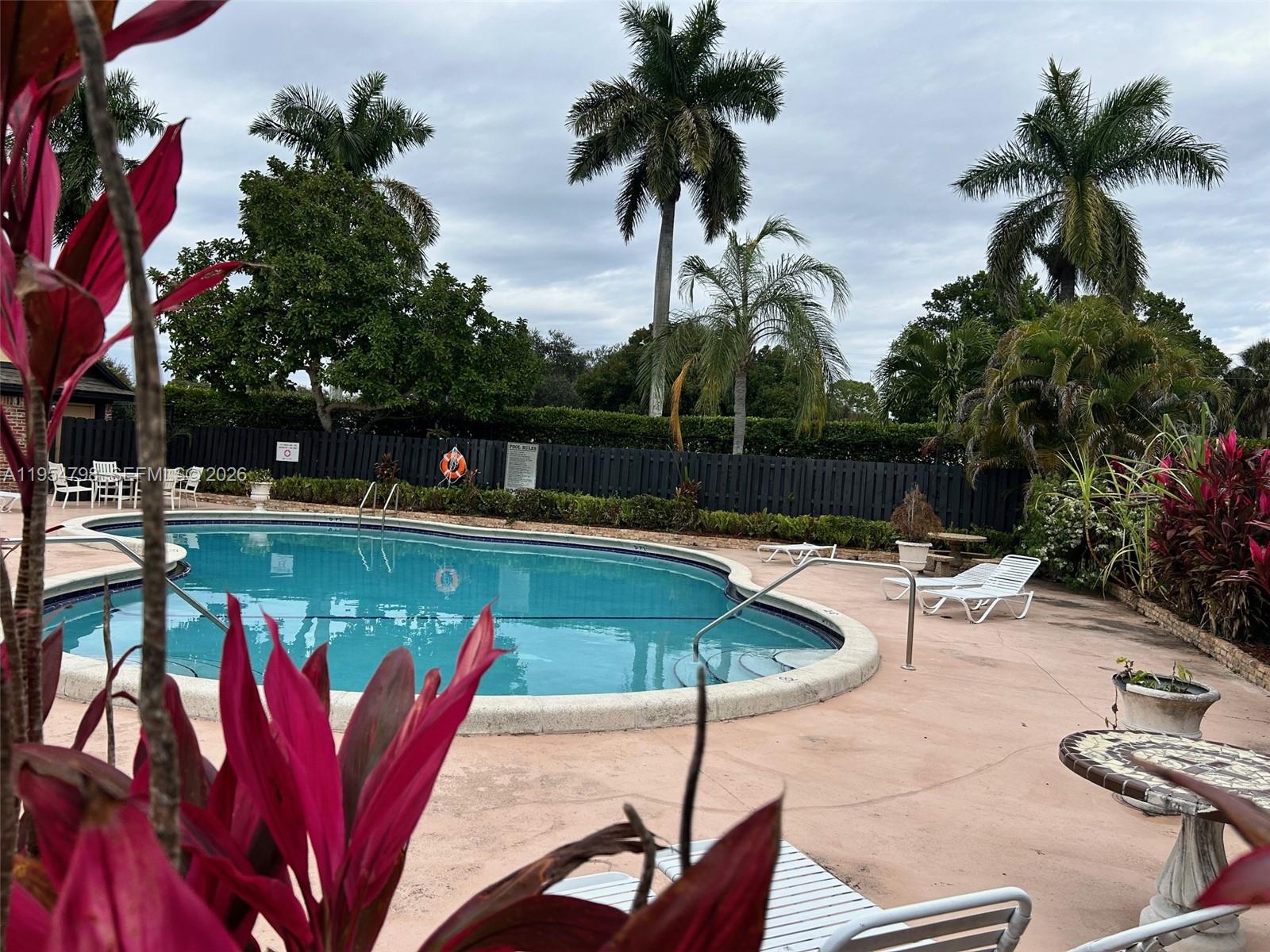 SPRINGTREE LAKES - Residential Lease