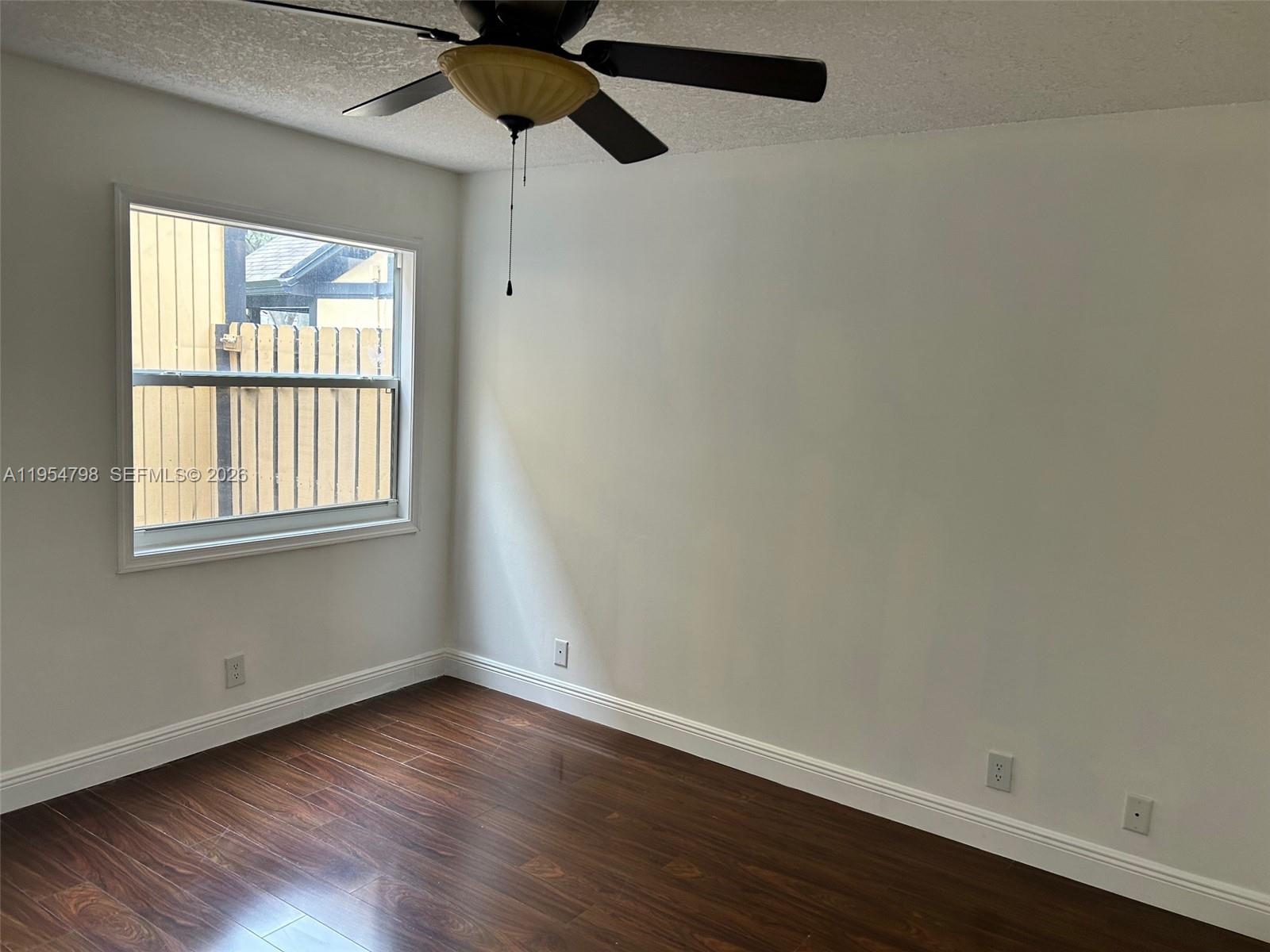 SPRINGTREE LAKES - Residential Lease