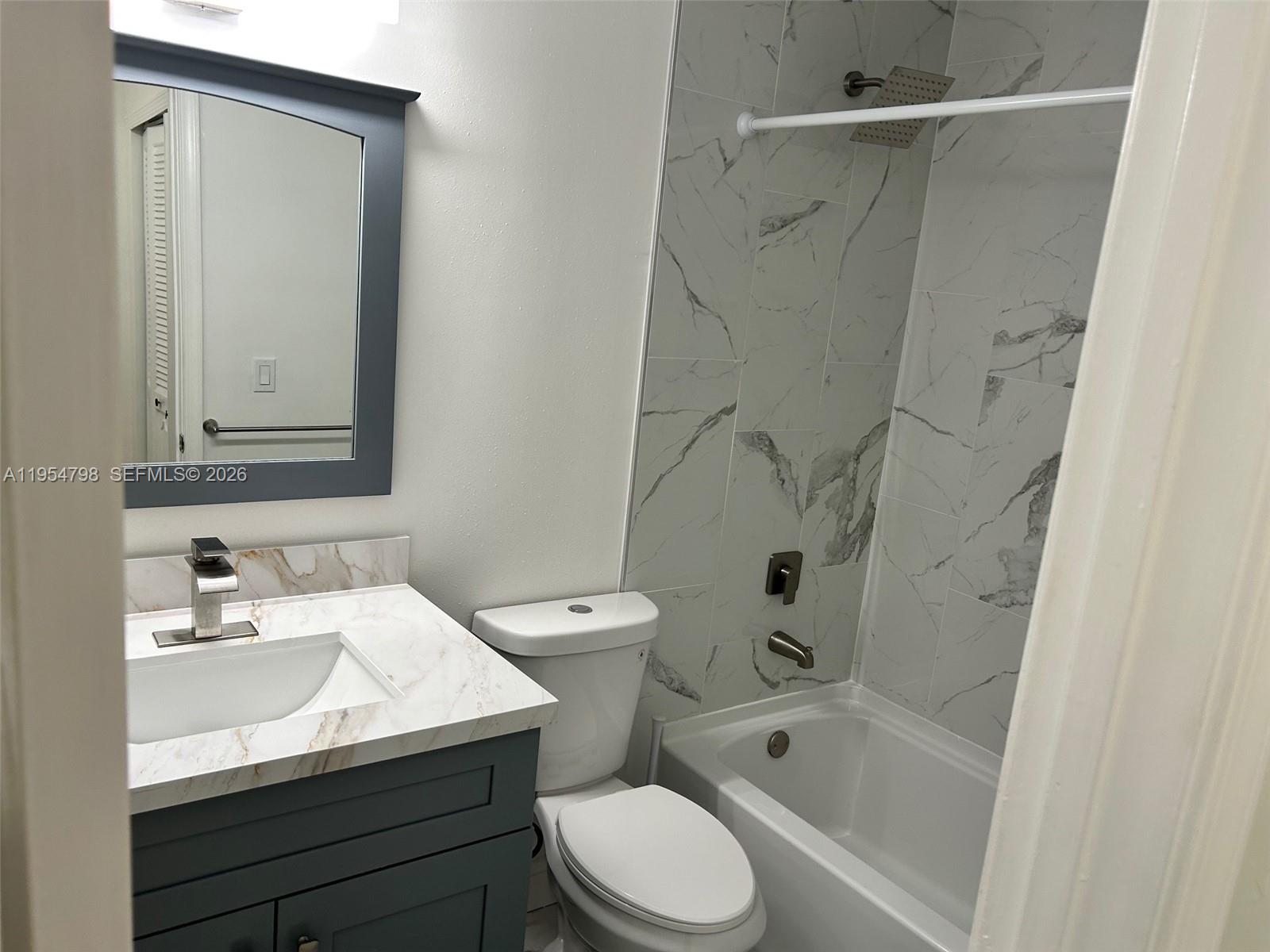 SPRINGTREE LAKES - Residential Lease
