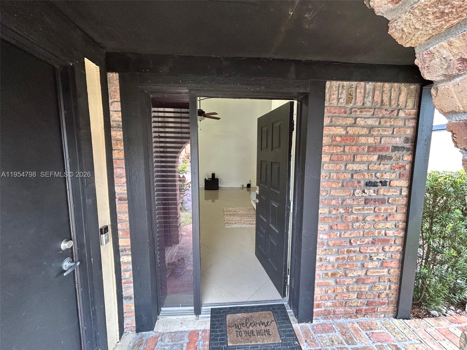 SPRINGTREE LAKES - Residential Lease