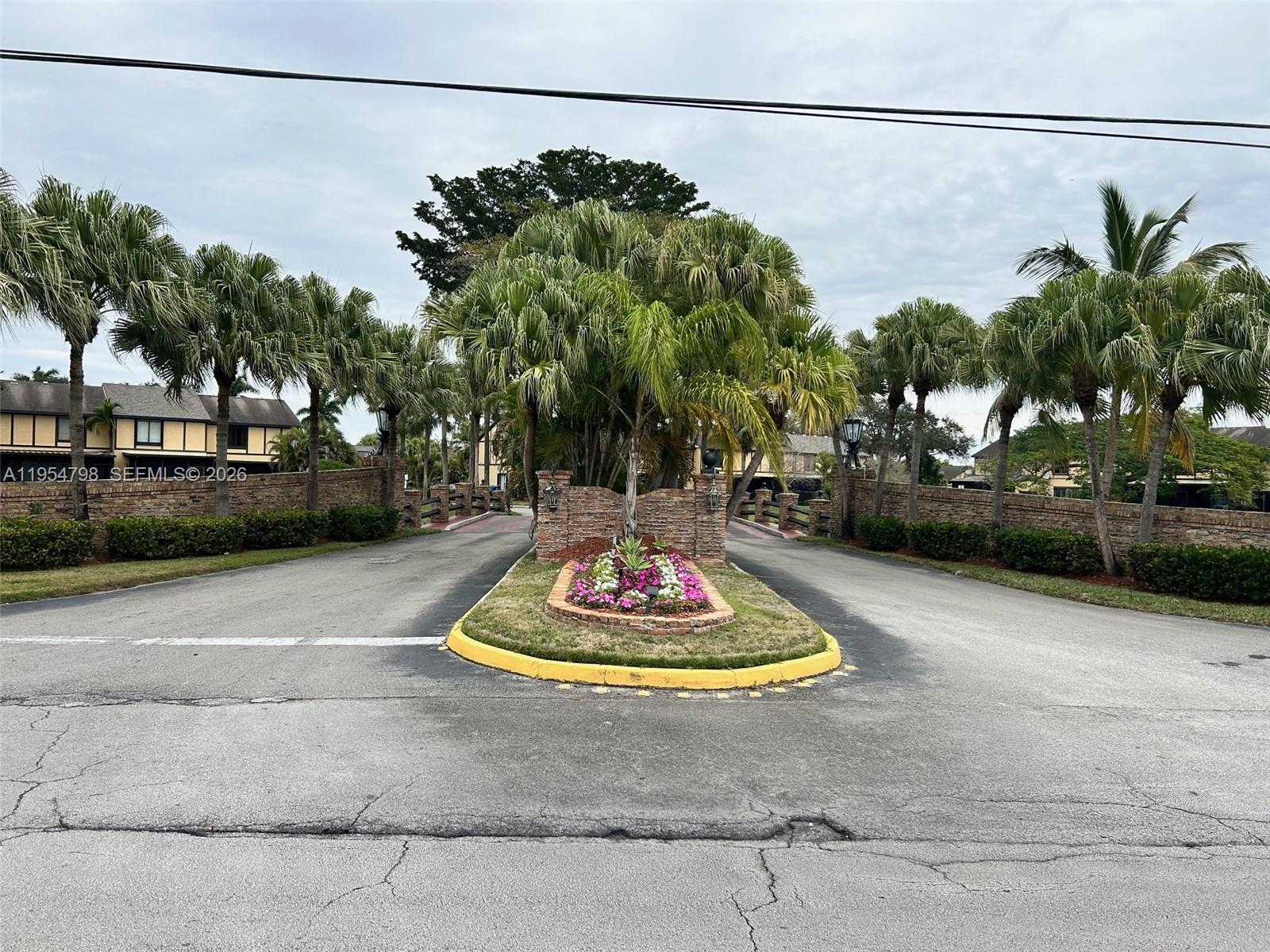 SPRINGTREE LAKES - Residential Lease