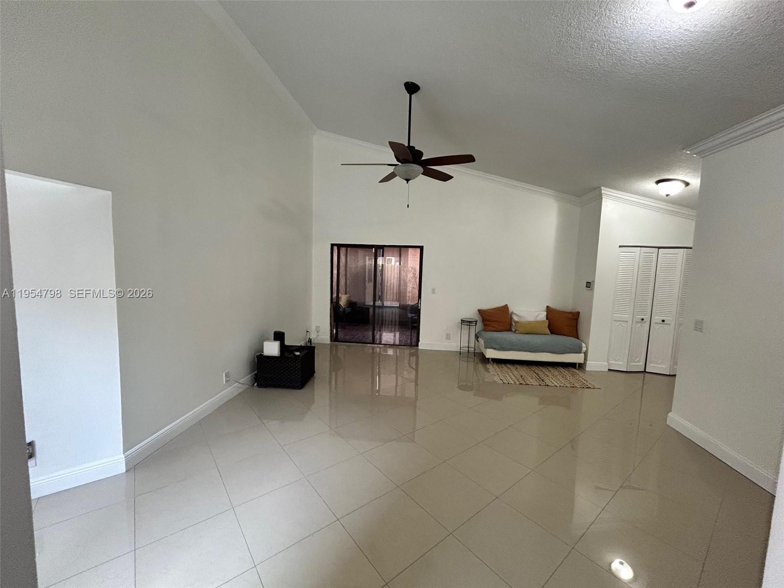 SPRINGTREE LAKES - Residential Lease