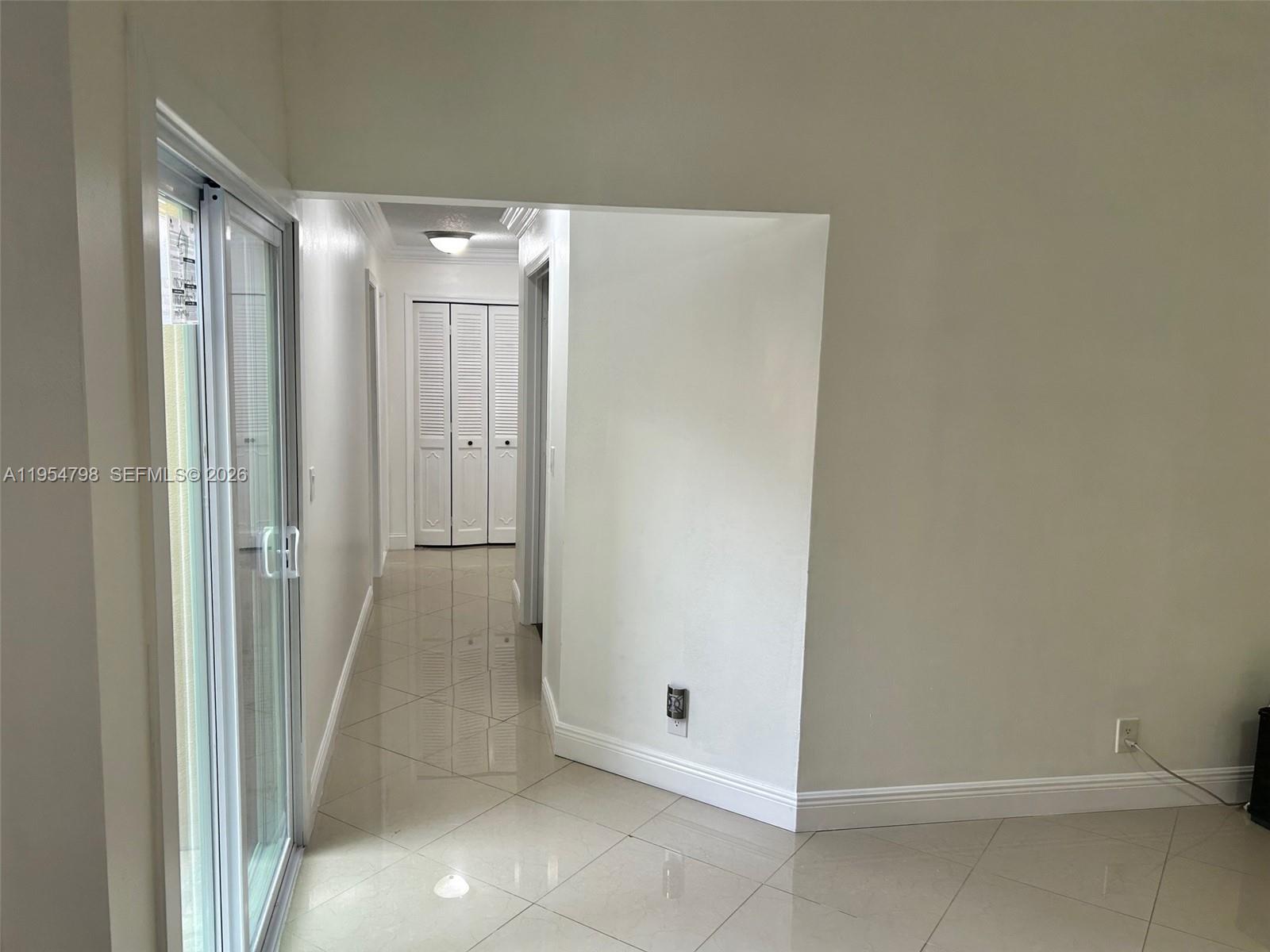 SPRINGTREE LAKES - Residential Lease
