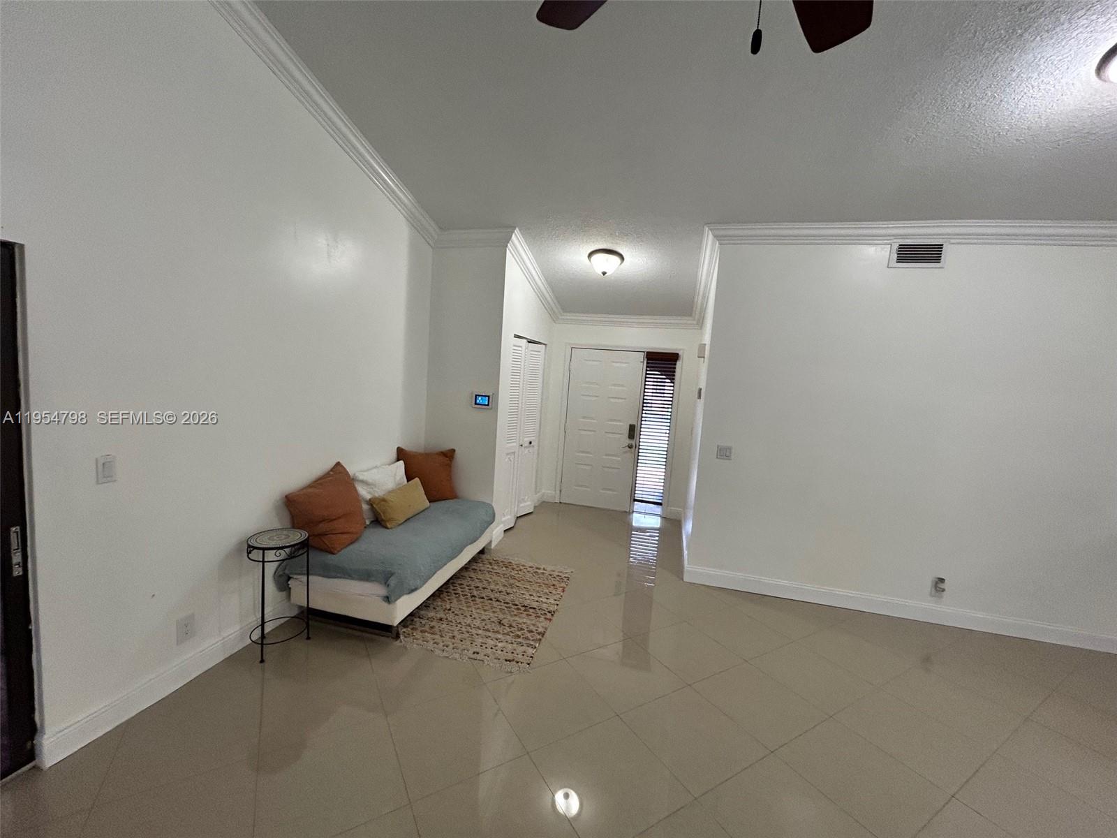 SPRINGTREE LAKES - Residential Lease