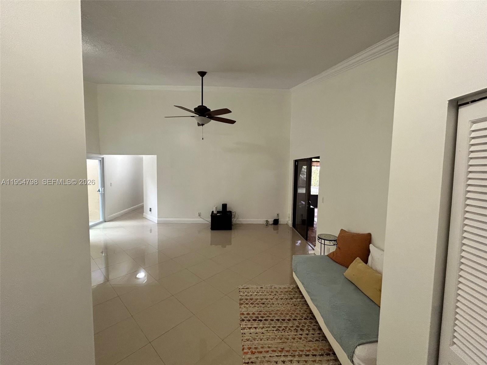 SPRINGTREE LAKES - Residential Lease