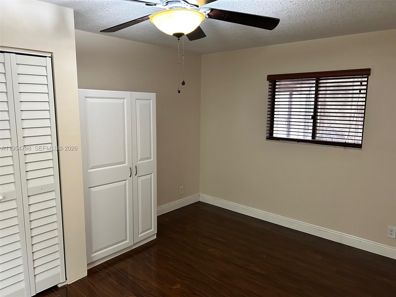 SPRINGTREE LAKES - Residential Lease