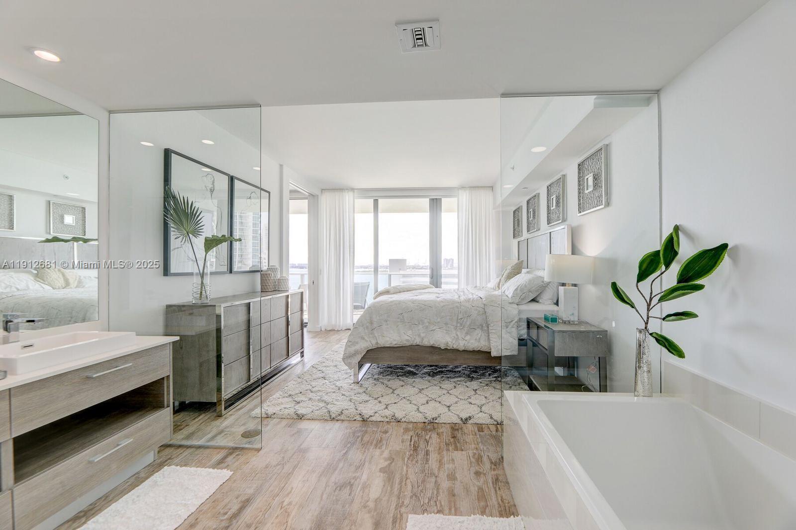 PARAISO BAY CONDO - Residential Lease