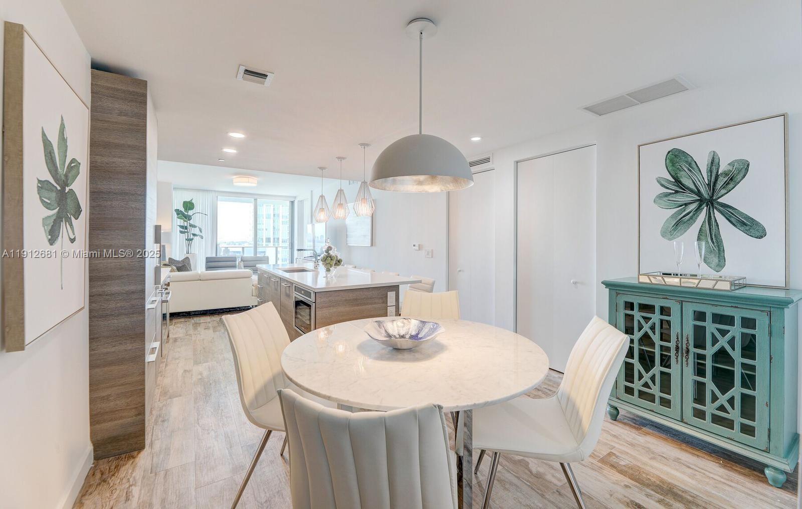 PARAISO BAY CONDO - Residential Lease