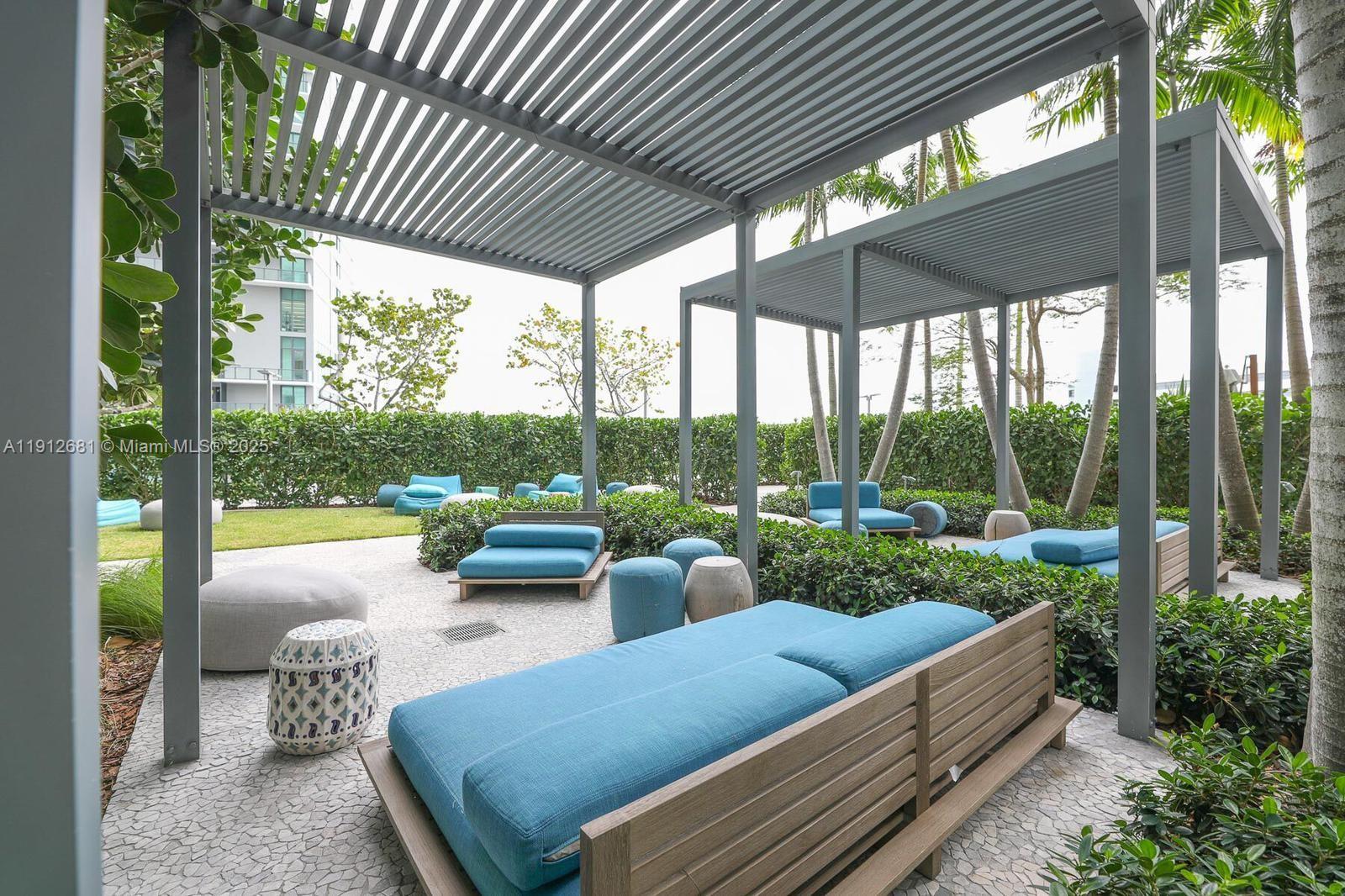 PARAISO BAY CONDO - Residential Lease