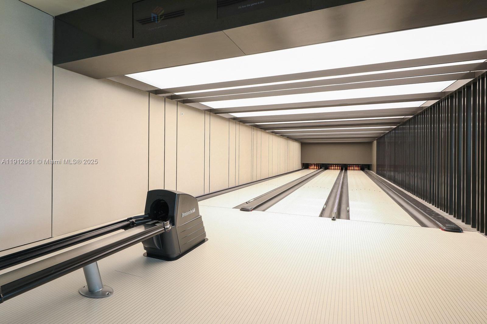 PARAISO BAY CONDO - Residential Lease