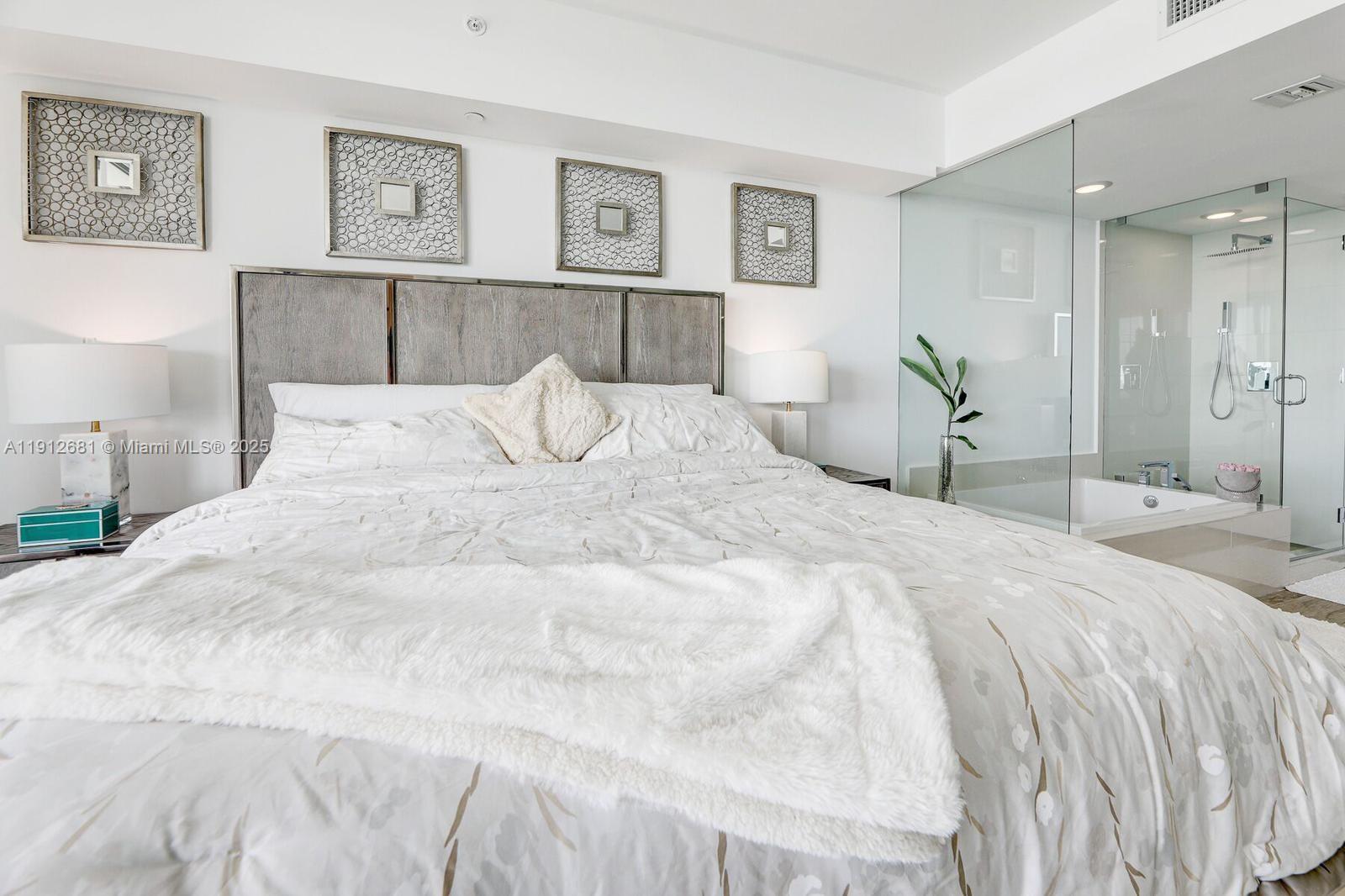 PARAISO BAY CONDO - Residential Lease