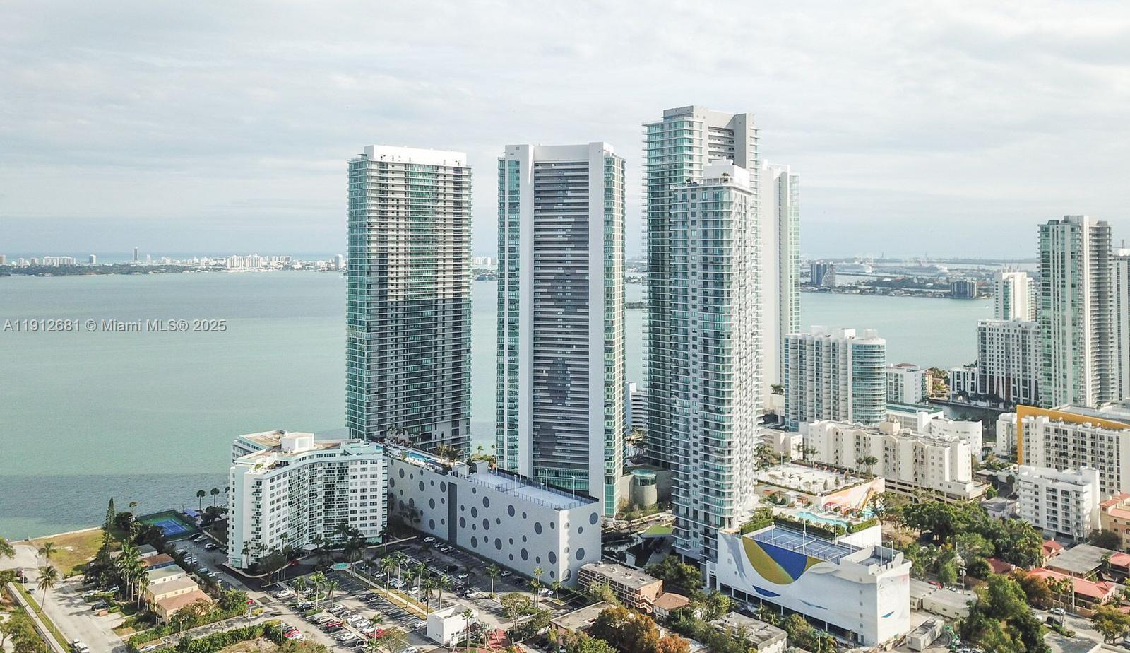 PARAISO BAY CONDO - Residential Lease