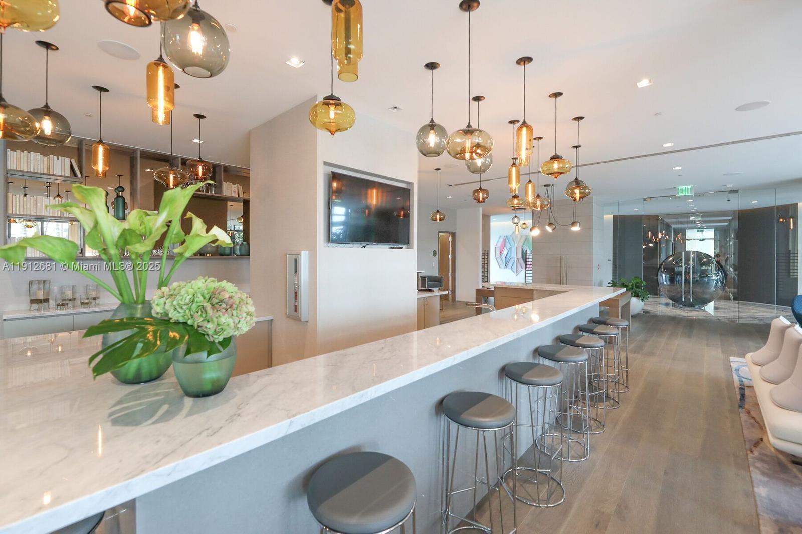 PARAISO BAY CONDO - Residential Lease