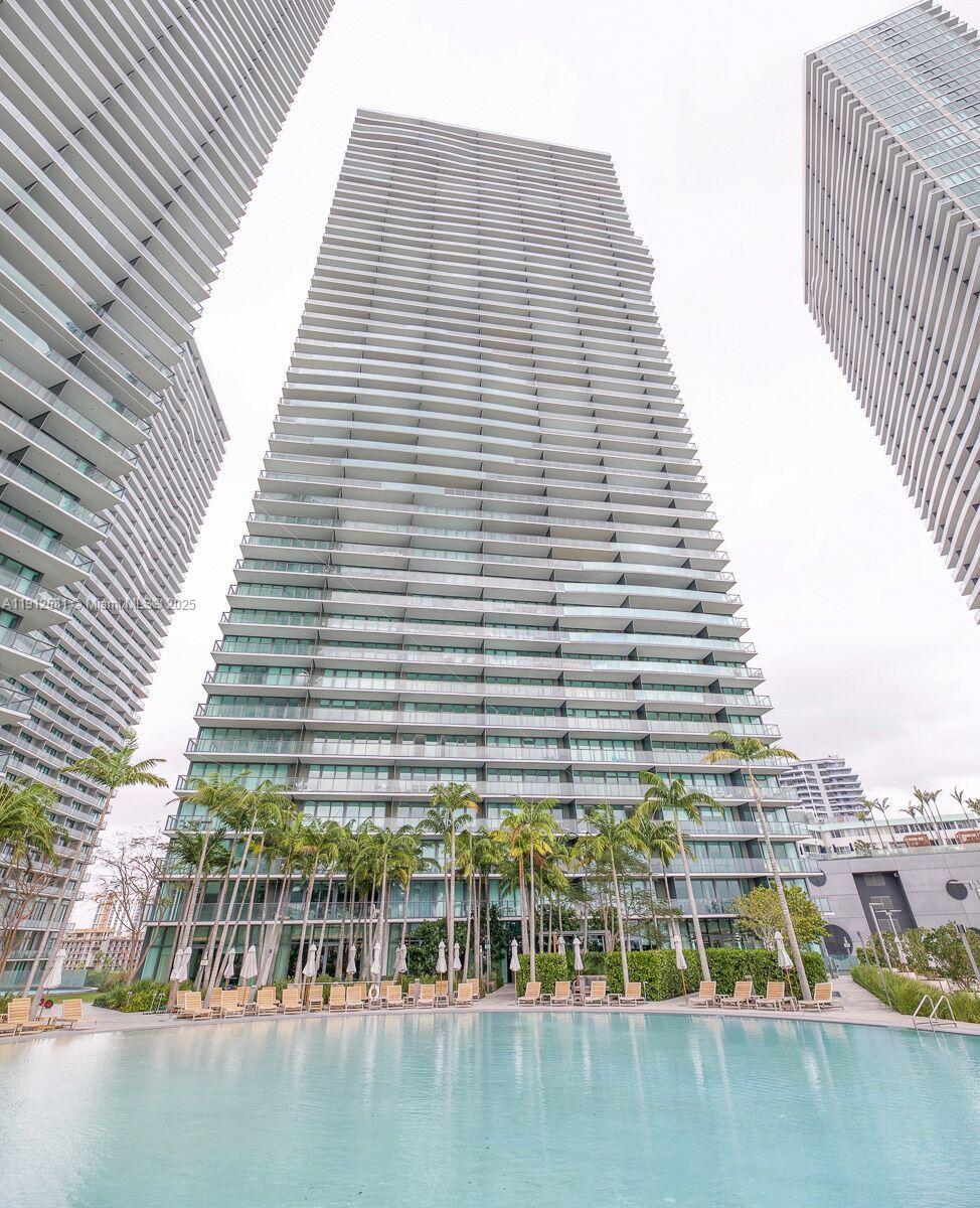 PARAISO BAY CONDO - Residential Lease
