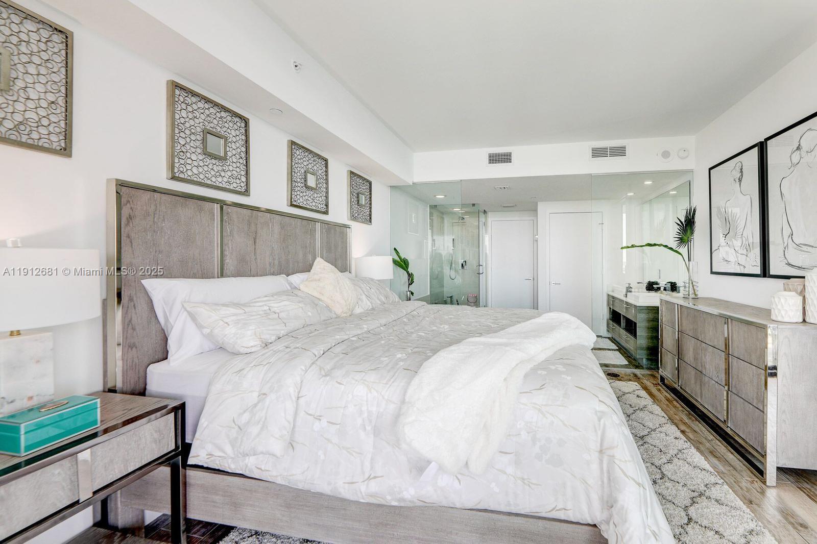 PARAISO BAY CONDO - Residential Lease