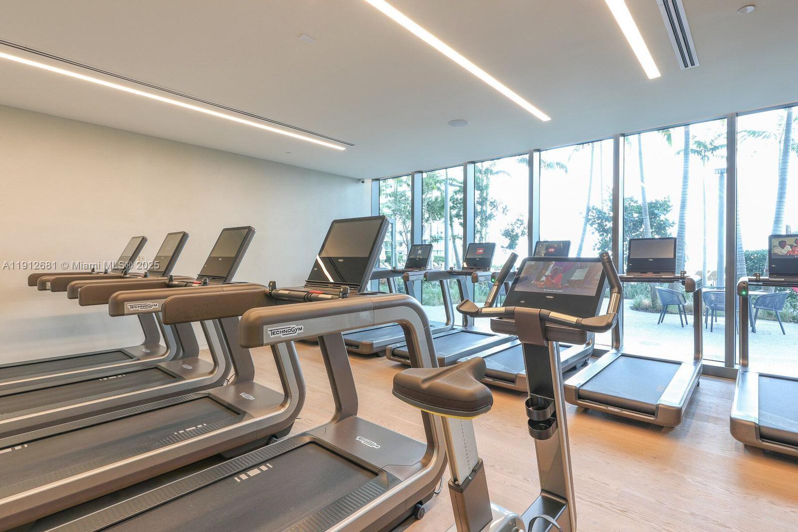 PARAISO BAY CONDO - Residential Lease