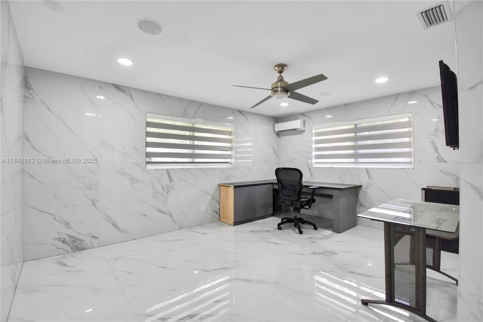 Rolling Oaks - Residential