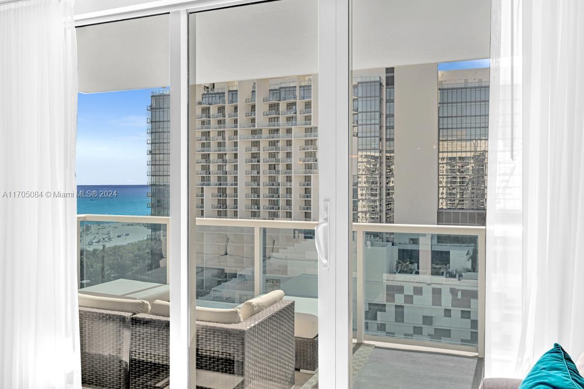 RONEY PALACE CONDO - Residential