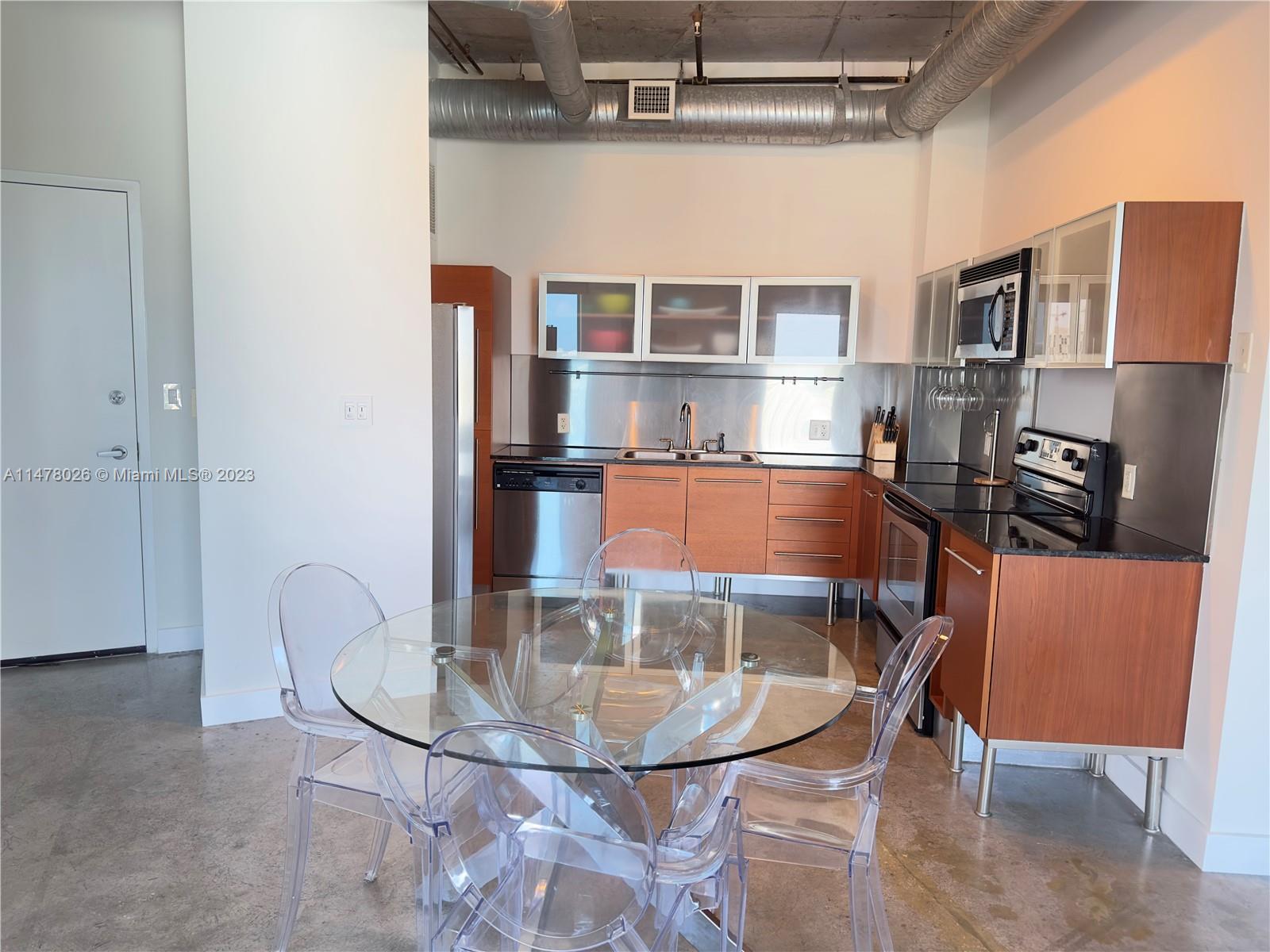 Step into this fully furnished one-bedroom loft-style condo with breathtaking views of the Miami River and the city skyline. Situated in a prime location, you'll find yourself close to shops and restaurants, including the renowned Brickell City Center. This condo boasts fantastic amenities within the building, ensuring every comfort is at your fingertips. An assigned parking is included. Only 1 year lease.