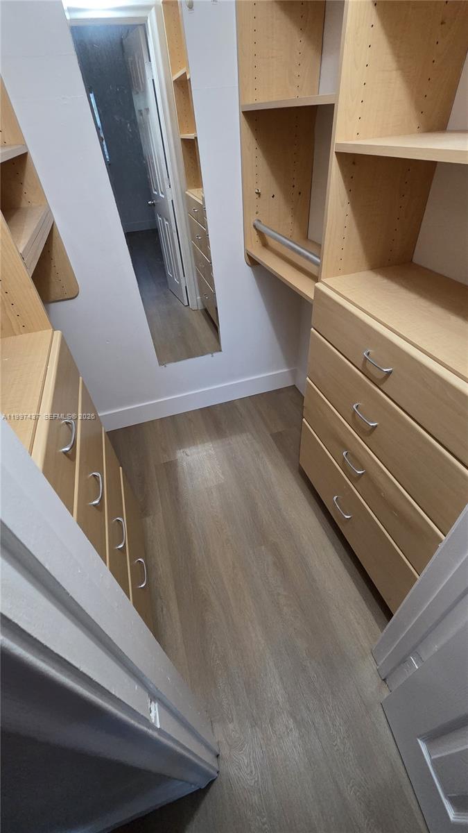 TUDOR MANOR CONDO - Residential