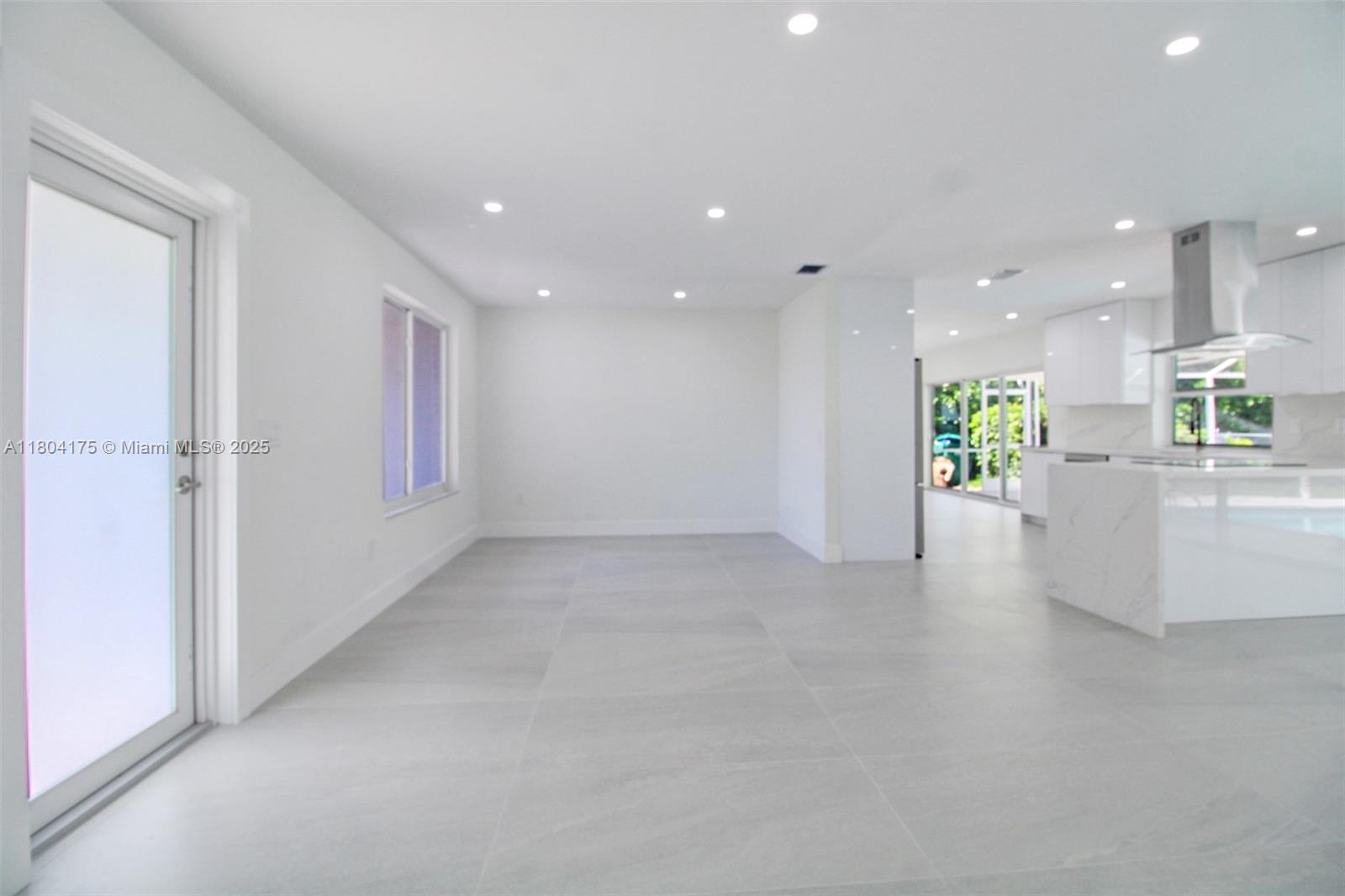 MALBROOK - Residential